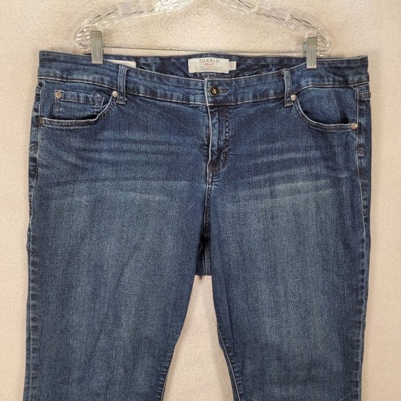 Torrid Dark Blue Denim Rinse Stretch Classic Mid Rise Slim Boyfriend Jeans - Picture 2 of 16